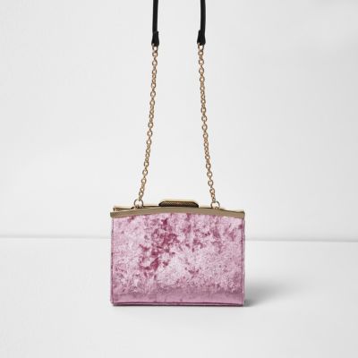 Pink baroque velvet chain bag